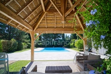 Propriete à vendre 9 pièces GRAVESON (13)