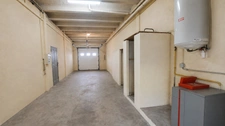 Townhouse, 4 bedrooms + 1 office with garden and garage