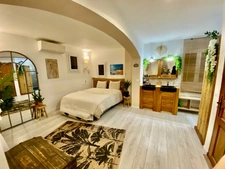 Family home of 175 m² with swimming pool – Basement of 150 m² – Land of 5000 m² – Near Avignon and Saint-Rémy-de-Provence