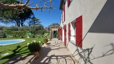 Maison 5 pièces 147 m² – 3 chambres – Piscine – Jardin – Proche Saint-Rémy-de-Provence