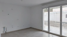 Saint-Rémy-de-Provence – Ground floor studio with garden