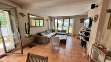 Maison à vendre 6 pièces, piscine, garage.