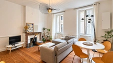 AVIGNON INTRA-MUROS – APPARTEMENT DE CARACTÈRE – RÉNOVÉ – POTENTIEL LOCATIF
