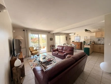 Appartement dans copropriété de 8 lots en rez de chaussée - 2 chambres