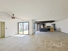 Luxury contemporary house – approximately 145 m² – Heated swimming pool – Andilly 