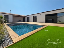 Maison contemporaine de standing – 145 m² environ – Piscine chauffée – Andilly 