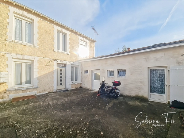 Immeuble de rapport composé de 6 appartements – Centre de La Rochelle, quartier recherché
