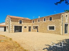 Maison charentaise au cœur du village de Courçon