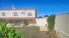 L’HOUMEAU – AUX PORTES DE LA ROCHELLE – MAISON FAMILIALE À FORT POTENTIEL- JARDIN AVEC DOUBLE ACCES