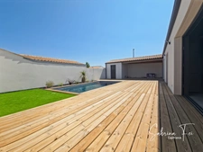 Luxury contemporary house – approximately 145 m² – Heated swimming pool – Andilly 