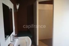 Rare, characterful 14-room house near EPERNAY (51)