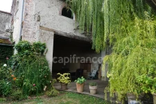 Rare, characterful 14-room house near EPERNAY (51)