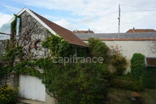 Rare, characterful 14-room house near EPERNAY (51)