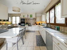 House for sale 6 rooms COULOUNIEIX-CHAMIERS (24) 190 M2 on land 5298 M2