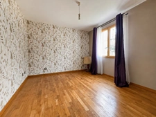À vendre Maison T9 familiale contemporaine de 313 m² – Construction traditionnelle de 2011 – 7 chambres – Terrain clos de 2 874 m² SAINT PIERRE DE COLE (24)