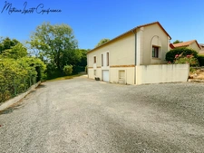 House for sale 6 rooms COULOUNIEIX-CHAMIERS (24) 190 M2 on land 5298 M2