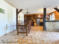 Maison en pierre apparente à vendre 3 pièces LA BACHELLERIE (24)  72 m² – 2 chambres – terrain 1744 M²