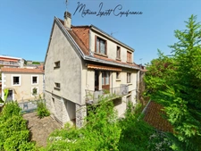 Maison 5 chambres – Vue parc Gamenson – Garage – Fort potentiel – Centre-ville de Périgueux (24 000) 155 M² habitables
