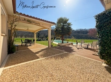 Maison à vendre 6 pièces  166 M² ST VINCENT SUR L'ISLE terrain de 1593 M²