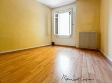 Appartement à vendre 4 pièces PERIGUEUX (24) 69 M² CENTRE-VILLE pas de travaux, vue dégagée, charme de l’ancien.
