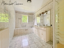 Maison à vendre 6 pièces  BASSILLAC ET AUBEROCHE (24)