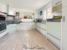 Maison à vendre 6 pièces  166 M² ST VINCENT SUR L'ISLE terrain de 1593 M²