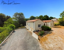 House for sale 6 rooms COULOUNIEIX-CHAMIERS (24) 190 M2 on land 5298 M2