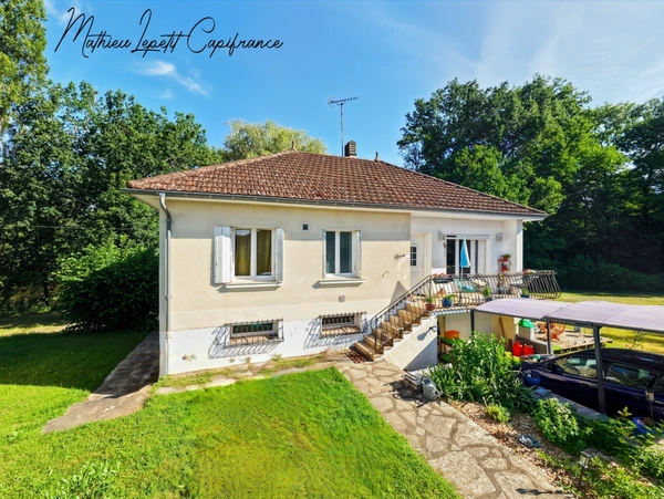 Maison viager occupé à vendre 5 pièces BASSILLAC ET AUBEROCHE (24)– SANS RENTE – MAISON SUR 2 200 m² EN BORD DE RIVIÈRE – 