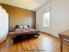 MAISON FAMILIALE ENTIÈREMENT RÉNOVÉE – VOLUMES GÉNÉREUX 7 PIECES PERIGUEUX (24)