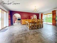 À vendre Maison T9 familiale contemporaine de 313 m² – Construction traditionnelle de 2011 – 7 chambres – Terrain clos de 2 874 m² SAINT PIERRE DE COLE (24)