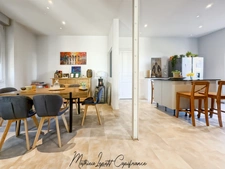MAISON FAMILIALE ENTIÈREMENT RÉNOVÉE – VOLUMES GÉNÉREUX 7 PIECES PERIGUEUX (24)