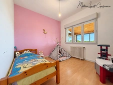 à vendre LIMEYRAT – Maison T4 sur terrain clos et arboré de 3 250 m²/kota finlandais en bois 