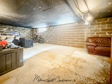 Maison rénovée 120 m² – 2 chambres et un bureau– Terrasse – Terrain 1000 m² piscinable – Proche Périgueux / Trélissac  