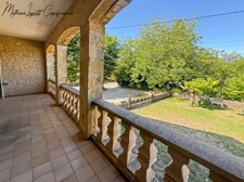 A vendre Maison en pierre de caractère de 240 m², pigeonnier, ancien séchoir à tabac et terrain clos de 2 065 m² – Lalinde 24150