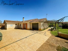 Maison à vendre 5 pièces  (24) 118 M² plain-pied avec garage