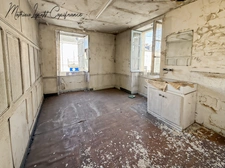 Immeuble à rénover – Centre de THENON (24210) 120 M2 