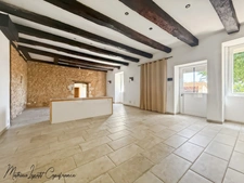 Aux portes de Périgueux – Authentique longère en pierre du XIXᵉ siècle 210 M²- T7 – DPE B – Terrain clos de 1,14 hectare-dépendance 130 M²-garages-SARLIAC-SUR-L'ISLE