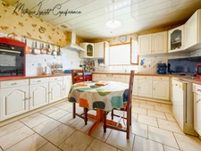 Maison à vendre 5 pièces  (24) 118 M² plain-pied avec garage