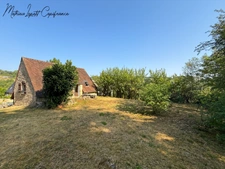 Maison en pierre apparente à vendre 3 pièces LA BACHELLERIE (24)  72 m² – 2 chambres – terrain 1744 M²