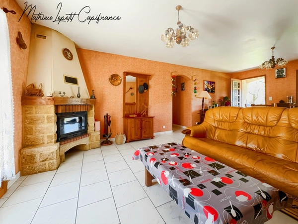 Maison à vendre 5 pièces  (24) 118 M² plain-pied avec garage