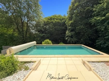House for sale 6 rooms COULOUNIEIX-CHAMIERS (24) 190 M2 on land 5298 M2