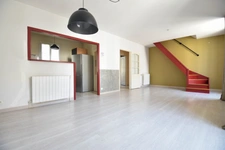 Immeuble ou appartement atypique avec cour privative à vendre PAU proche centre ville.