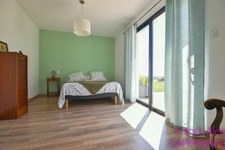 Contemporary 4-room house ANDOINS (64)