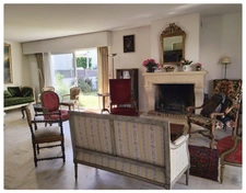 Maison à vendre 9 pièces VANNES (56)-Garage-jardin