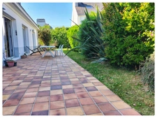Maison à vendre 9 pièces VANNES (56)-Garage-jardin