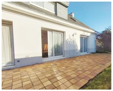 Maison à vendre 9 pièces VANNES (56)-Garage-jardin