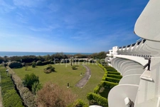 Apartment 42 m² with sea view + 64 m² of terraces + garage