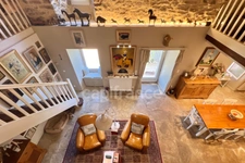Propriété 203 m² habitables et 265 m² de dépendances