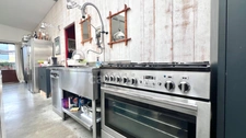 Single-storey artist's loft - All-purpose premises for sale AIGUES MORTES (30)