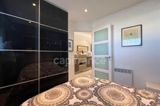 Sea view, 1 bedroom + 1 cabin, with garage included